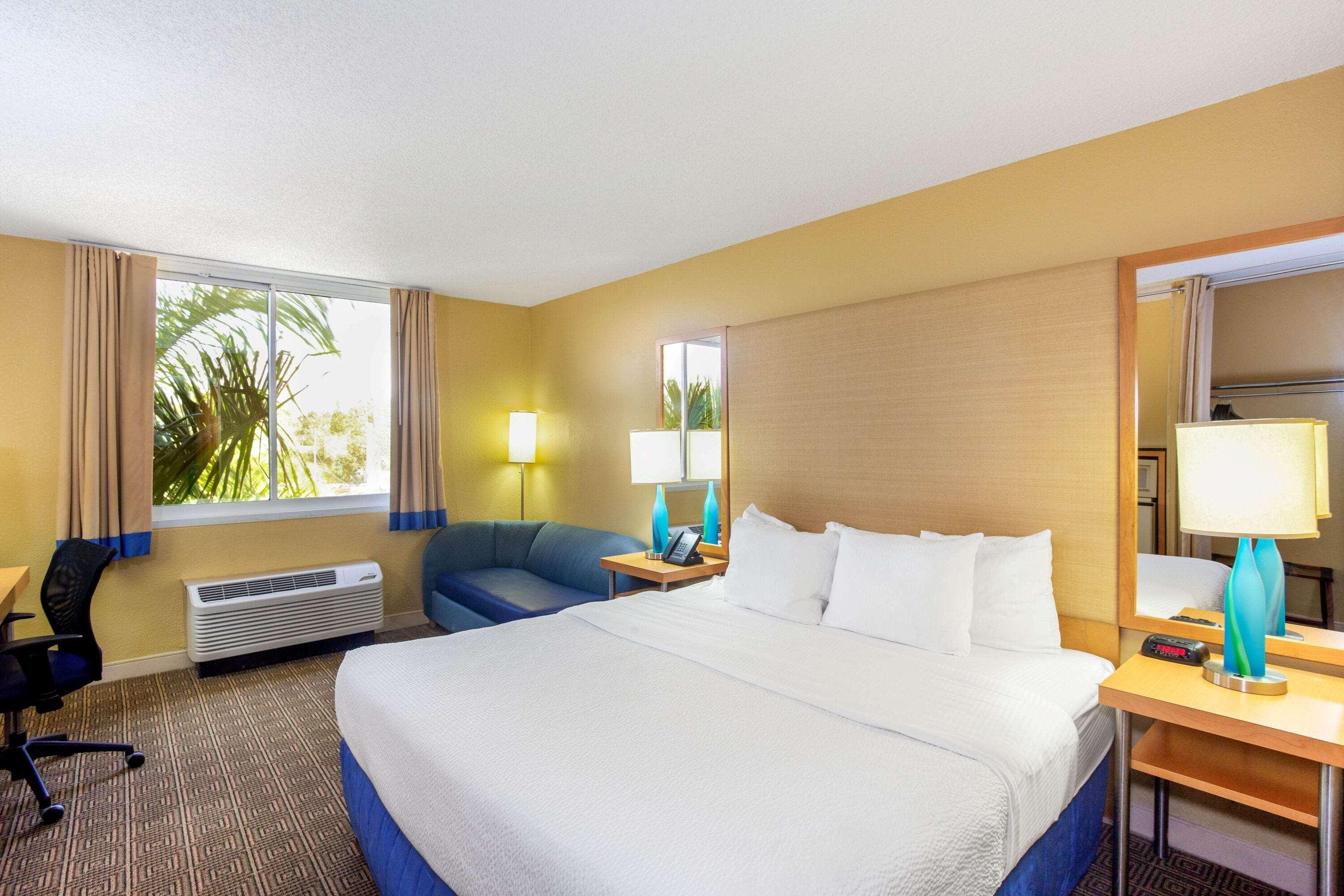 Hotel La Quinta by Wyndham Sarasota Downtown Zewnętrze zdjęcie