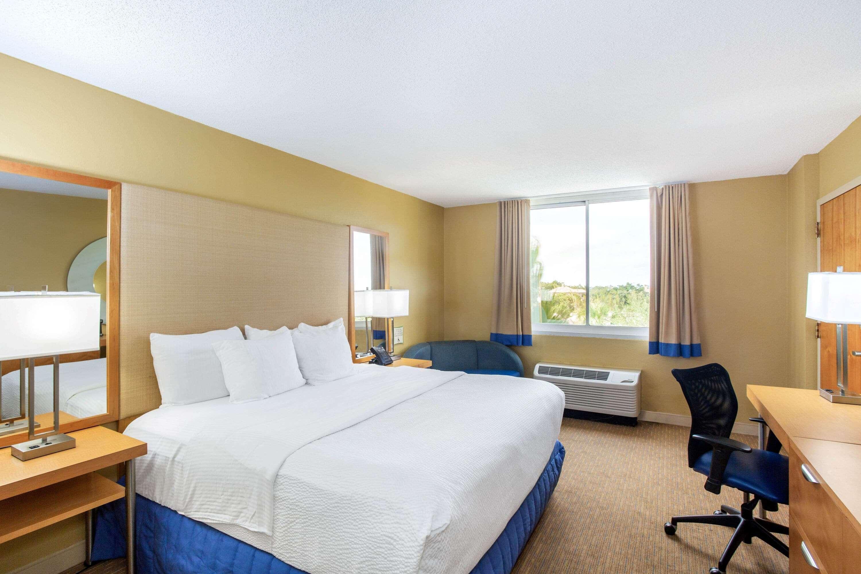 Hotel La Quinta by Wyndham Sarasota Downtown Zewnętrze zdjęcie